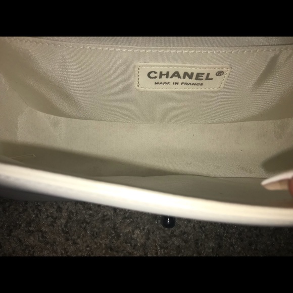 Chanel purse - Picture 2 of 6